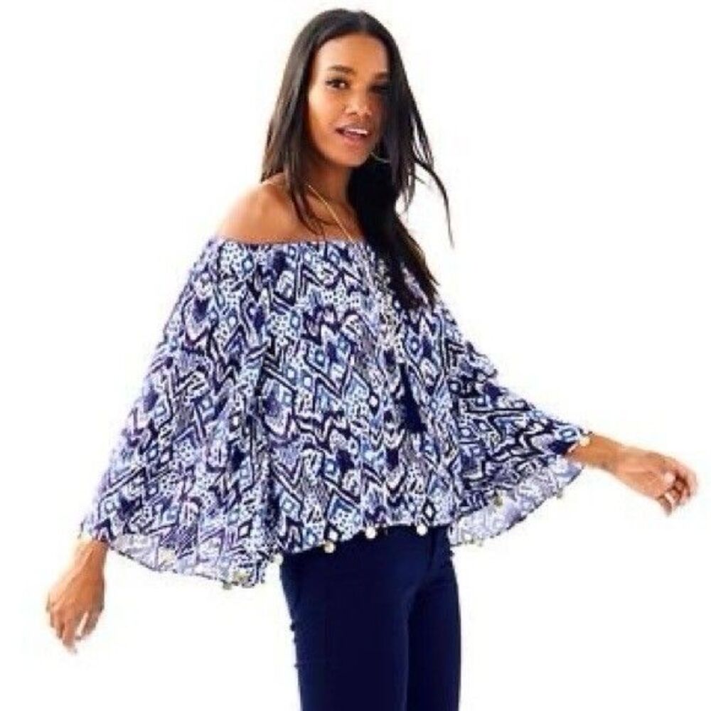 Lilly Pulitzer Size S Delaney Blouse Blue Abstract With‎ Coin Details Rayon